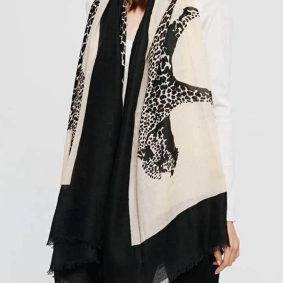 Scarf - Picture 1 of 1